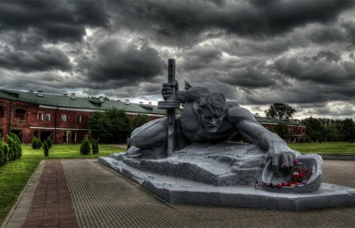 Брестская крепость — город-герой в Беларуси